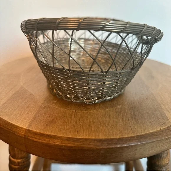 Vintage Silver Plated French Baguette  Basket Dinner Rolls Buns Woven Patina - Picture 4 of 12